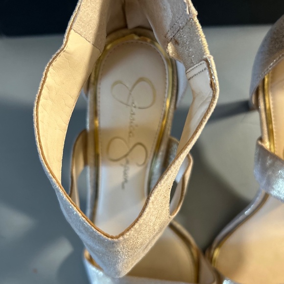 Jessica Simpson Mekos Gold Shimmer, Cutout Heels with Back Zipper, Size 8 - Picture 7 of 7